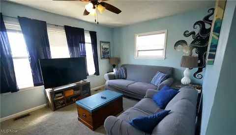 Living - 254 Winckles St, Elyria, OH 44035 photo 1 of 1