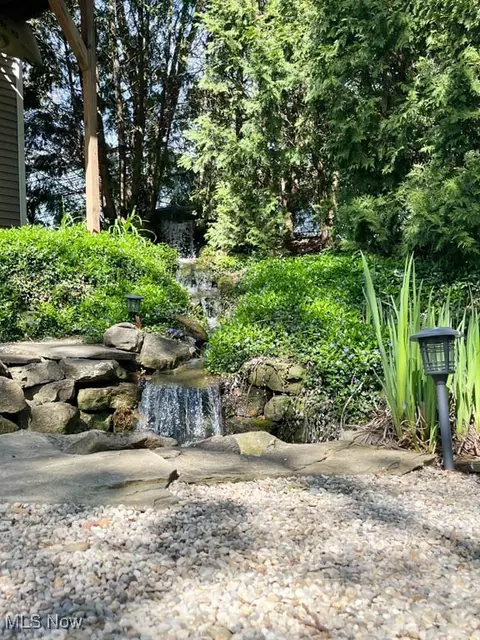 Exterior - 2854 Diamond St NE, Canton, OH 44721 photo 5 of 10