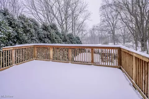 Exterior - 2854 Diamond St NE, Canton, OH 44721 photo 7 of 10