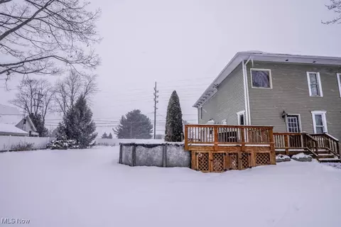 Exterior - 2854 Diamond St NE, Canton, OH 44721 photo 2 of 10