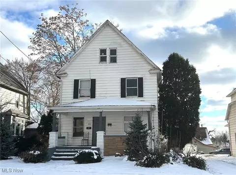 205 E Main St, Girard, OH 44420
