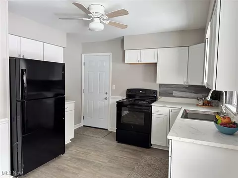 1344 Dunkeith Dr NW, Canton, OH 44708 photo 14