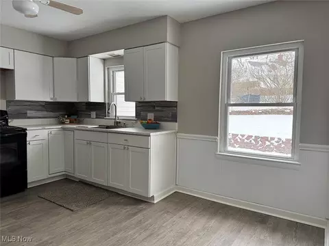 1344 Dunkeith Dr NW, Canton, OH 44708 photo 12