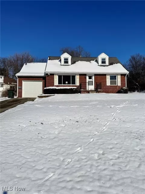 1344 Dunkeith Dr NW, Canton, OH 44708 photo 8