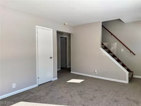 1344 Dunkeith Dr NW, Canton, OH 44708 photo 11