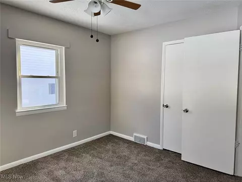 1344 Dunkeith Dr NW, Canton, OH 44708 photo 23