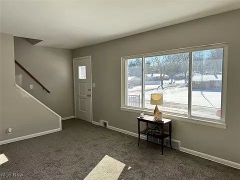 1344 Dunkeith Dr NW, Canton, OH 44708 photo 9