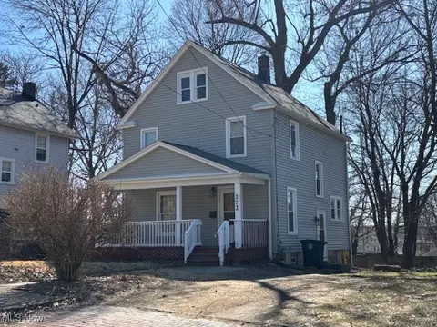 372 Doyle St, Akron, OH 44303