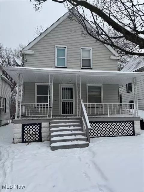 2963 E 67th St, Cleveland, OH 44127
