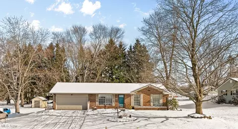 10970 Hazelview Ave NE, Alliance, OH 44601