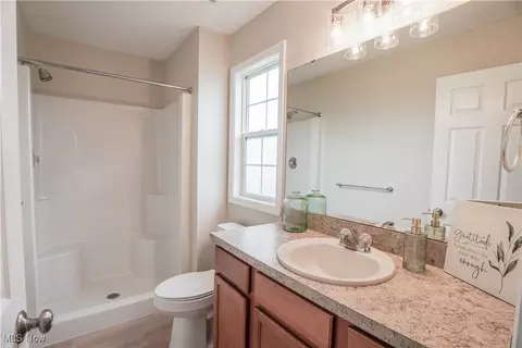 Bath - 129 Westminster Way, Elyria, OH 44035 photo 1 of 5