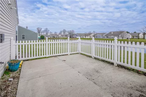 Exterior - 129 Westminster Way, Elyria, OH 44035 photo 3 of 6