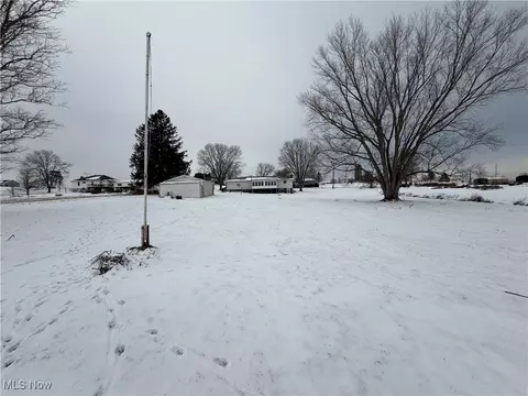 Exterior - 90575 Conotton Rd, Bowerston, OH 44695 photo 11 of 12