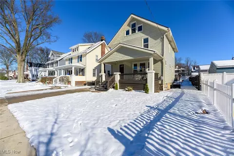 1641 8th St, Cuyahoga Falls, OH 44221