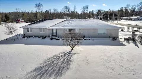 36350 Bainbridge Rd, Solon, OH 44139