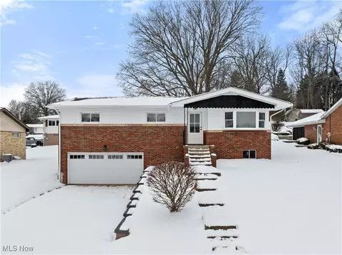 120 Crisswill Rd, Saint Clairsville, OH 43950
