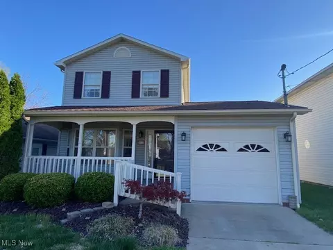 803 18th St, Vienna, WV 26105