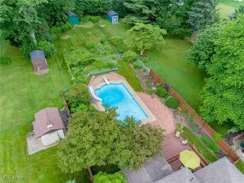 Exterior - 1723 Clarendon Ave NW, Canton, OH 44708 photo 6 of 7
