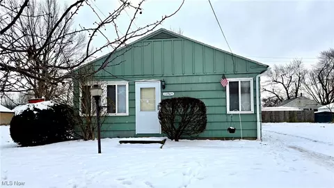 11905 Erwin Ave, Cleveland, OH 44135