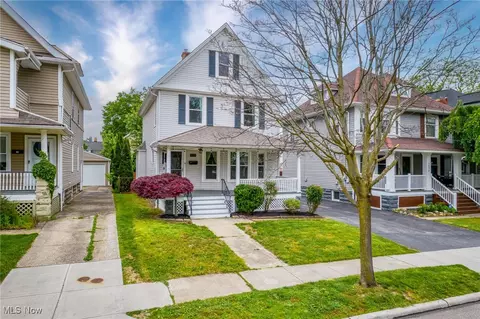 1476 Lauderdale Ave, Lakewood, OH 44107
