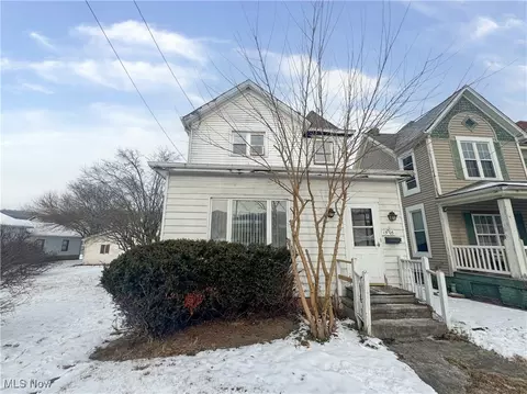 1505 Commerce St, Wellsville, OH 43968