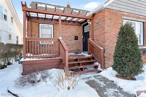 128 Roosevelt Ave, Elyria, OH 44035 photo 4