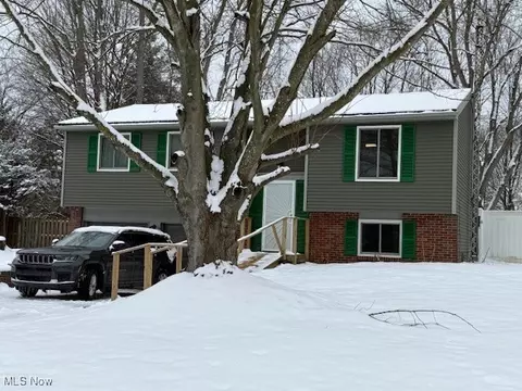 7787 Trefeathen, Warren, OH 44484