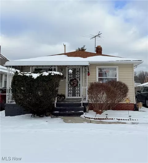 13308 Saint James Ave, Cleveland, OH 44135