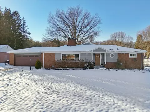 5607 Horning Rd, Kent, OH 44240