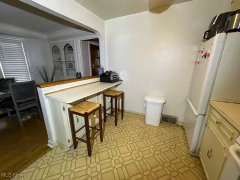 2080 E 224th St, Euclid, OH 44117 photo 11