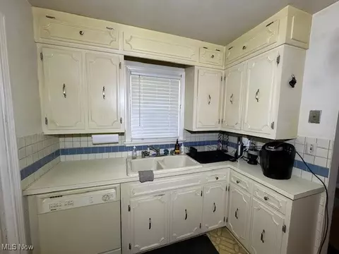 2080 E 224th St, Euclid, OH 44117 photo 10