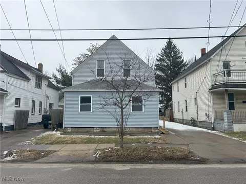 3327 W 56th St, Cleveland, OH 44102