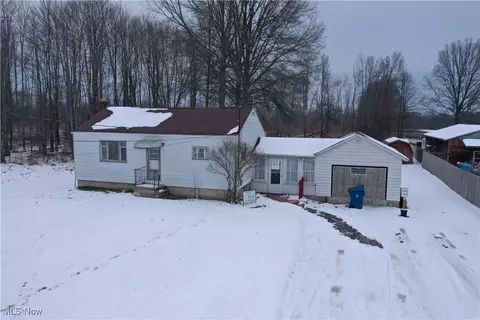 10304 Mahoning Ave, North Jackson, OH 44451