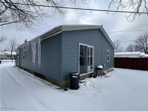 2203 E 44th St, Ashtabula, OH 44004 photo 24