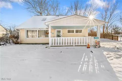 1264 Center Ave, Cuyahoga Falls, OH 44221