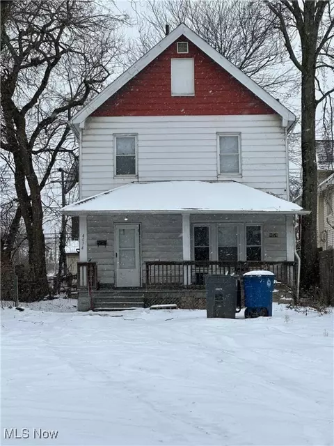 4074 E 72nd St, Cleveland, OH 44105