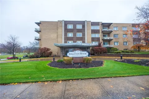 22655 Chagrin Blvd, Beachwood, OH 44122