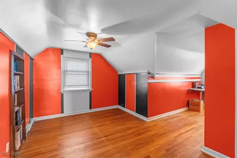 Bedroom - 71 E 217th St, Euclid, OH 44123 photo 2 of 10