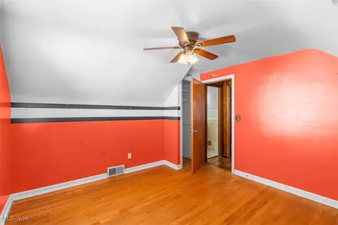 Bedroom - 71 E 217th St, Euclid, OH 44123 photo 3 of 10