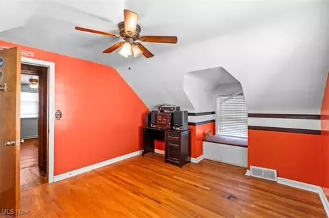 Bedroom - 71 E 217th St, Euclid, OH 44123 photo 1 of 10