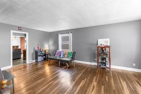 Living - 71 E 217th St, Euclid, OH 44123 photo 1 of 4