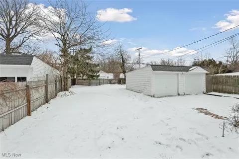 715 E 258th St, Euclid, OH 44132 photo 25