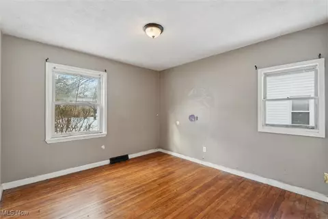 715 E 258th St, Euclid, OH 44132 photo 14