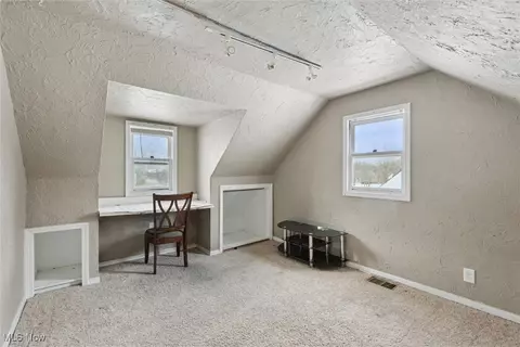 715 E 258th St, Euclid, OH 44132 photo 21