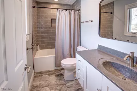 7231 Longview Dr, Solon, OH 44139 photo 28