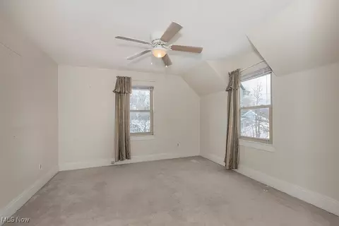 Bedroom - 131 E 207th St, Euclid, OH 44123 photo 2 of 5