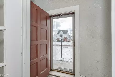 Entry Way - 131 E 207th St, Euclid, OH 44123 photo 1 of 1