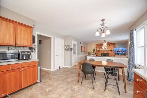 605 Silver Meadow Ln, Boardman, OH 44512 photo 17