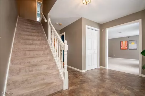 605 Silver Meadow Ln, Boardman, OH 44512 photo 8
