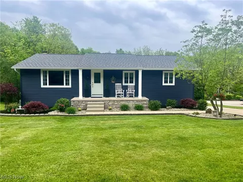 13 Apache Trl, Malvern, OH 44644